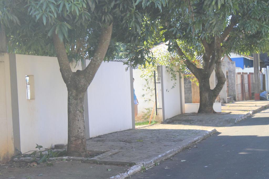 Aconchego Lar Cama E Cafe Bed and Breakfast Φοζ ντο Ιγκουασού Εξωτερικό φωτογραφία